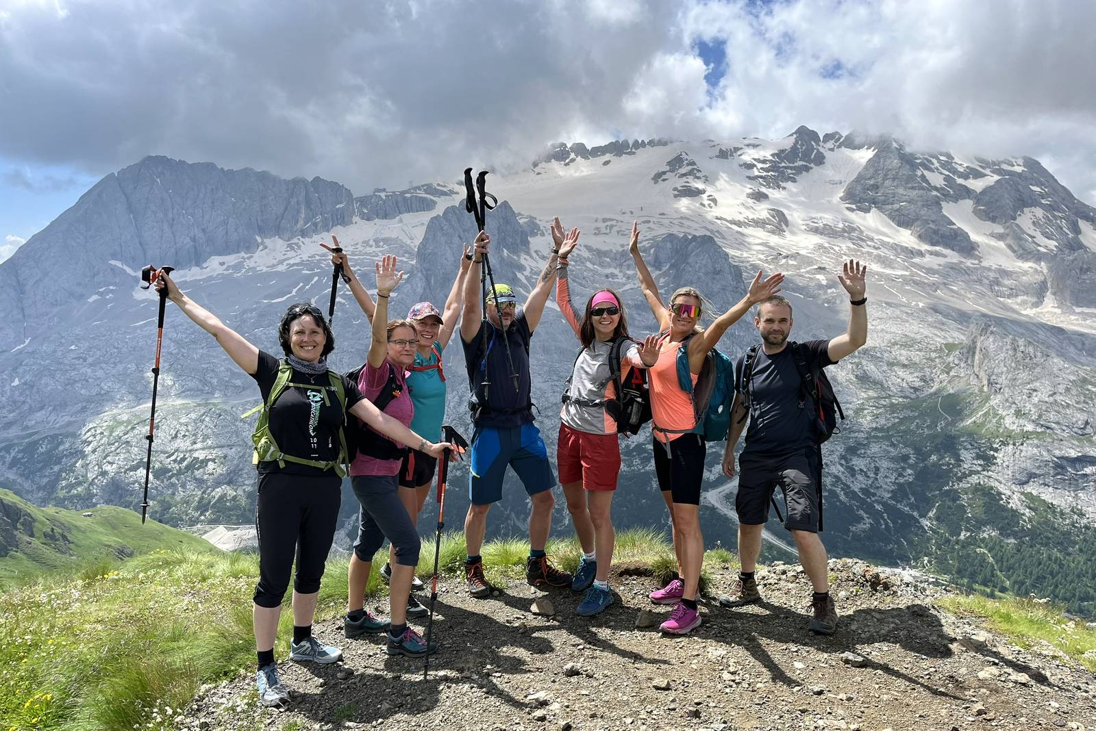 Dolomity - turistika v okolí Marmolady