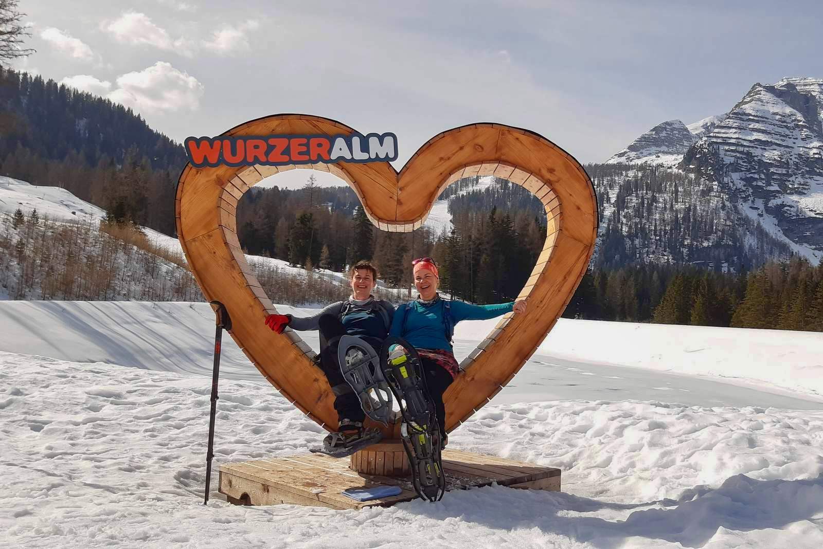 Totes Gebirge na sněžnicích