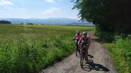 Skalní města Adršpachu a Broumovska na kole