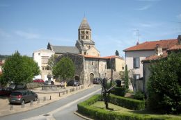 Auvergne nabízí bohaté historické dědictví