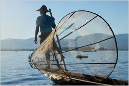 Rybáři na jezeře Inle