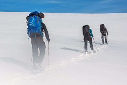 Přechody hor na sněžnicích