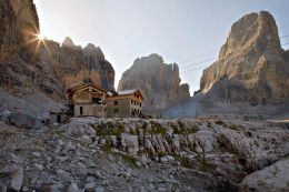 Brenta - přechod po chatách