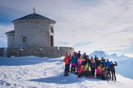 Černá Hora na sněžnicích