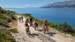 Chorvatské ostrovy na kole a na lodi