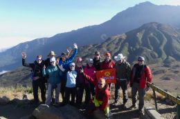 Aklimatizační výstup na Little Meru