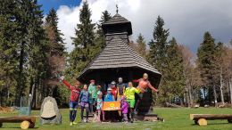 Kaplička u chaty Paprsek