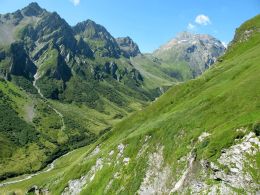 Hory v okolí Davosu