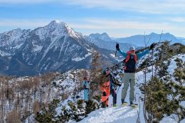Totes Gebirge na skialpech