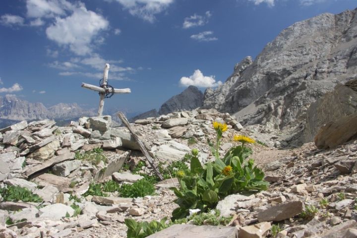 Dolomity