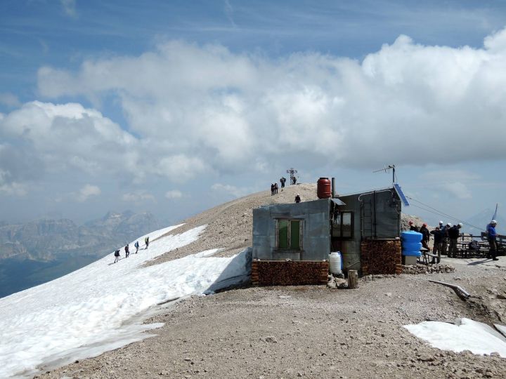 Marmolada (3342 m) - nejvyšší vrchol Dolomit