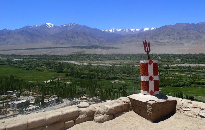 Výhled z kláštera Thiksey