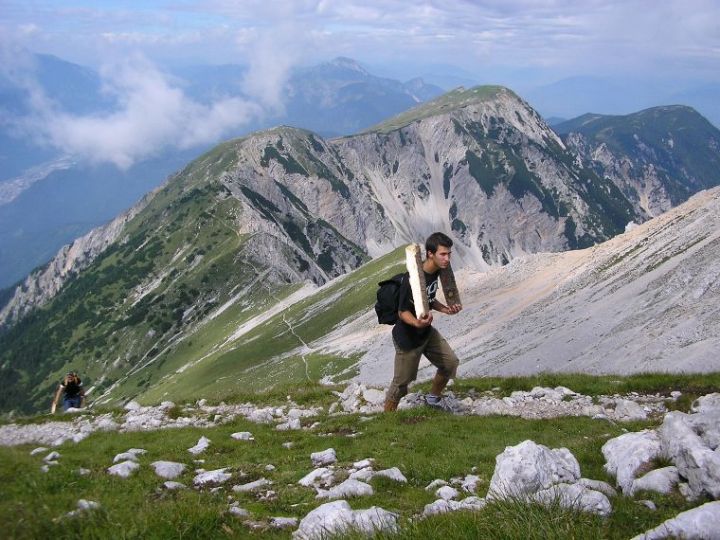 Karavaky: výstup na Stol