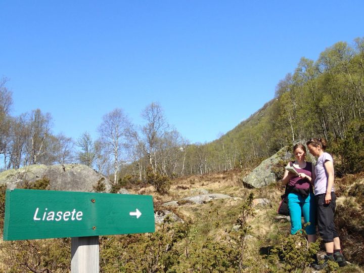 Výstup k osadě Liasete