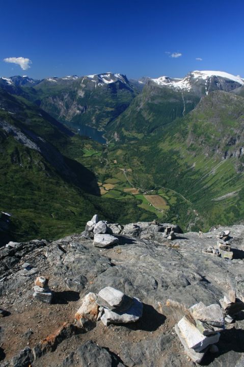 Vyhlídka Dalsniba nad Geirangerfjorden
