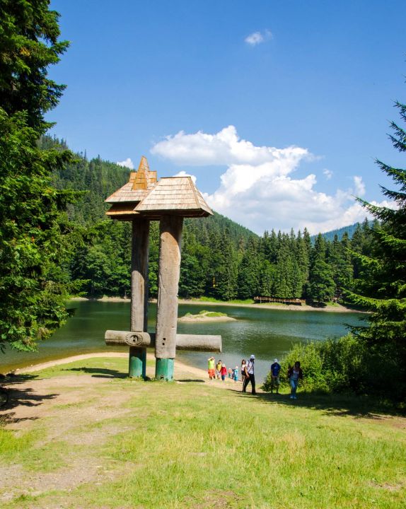 Siněvirské jezero